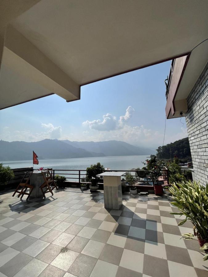 Hotel October Inn Pokhara Exterior photo