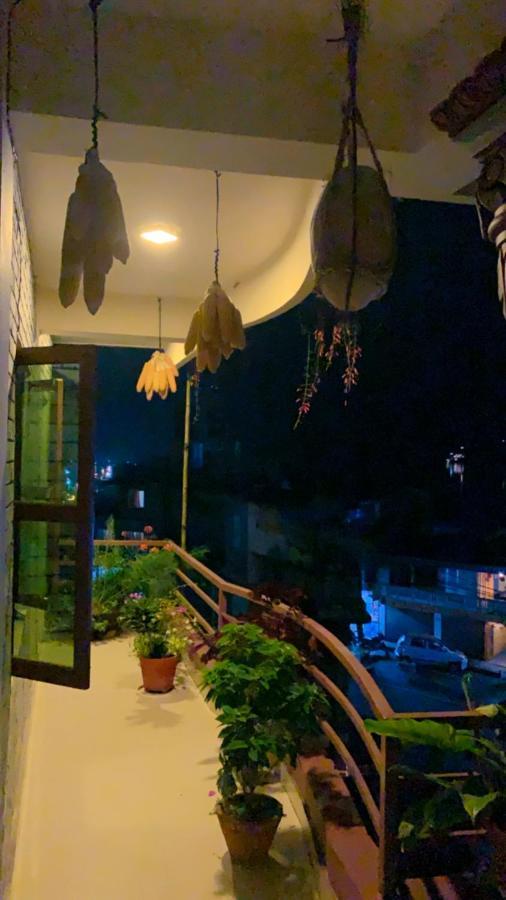 Hotel October Inn Pokhara Exterior photo