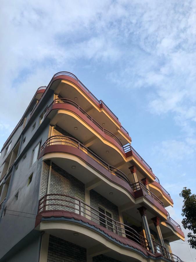 Hotel October Inn Pokhara Exterior photo